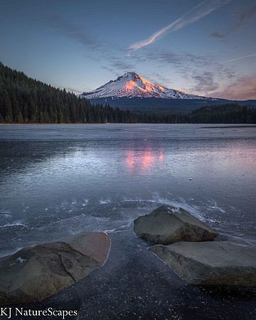 An Icy Morning at Trillium Lake