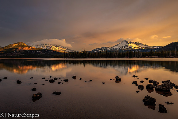 Beautiful light on South Sister and Broken Top