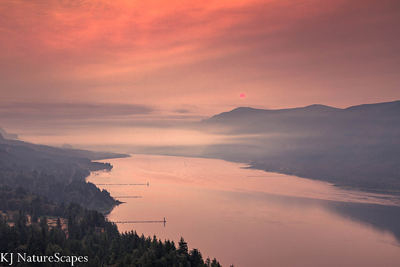 Red Sunrise due to Smoke from Eagle Creek Fire