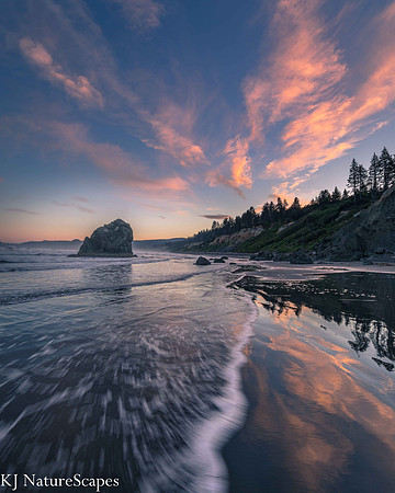 Here comes the sun at Ruby Beach