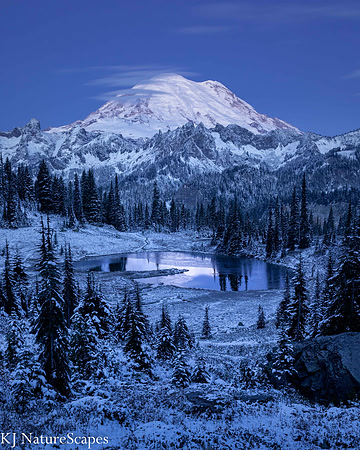 A cold morning at Mt Rainier