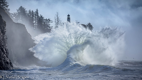 Monster Wave